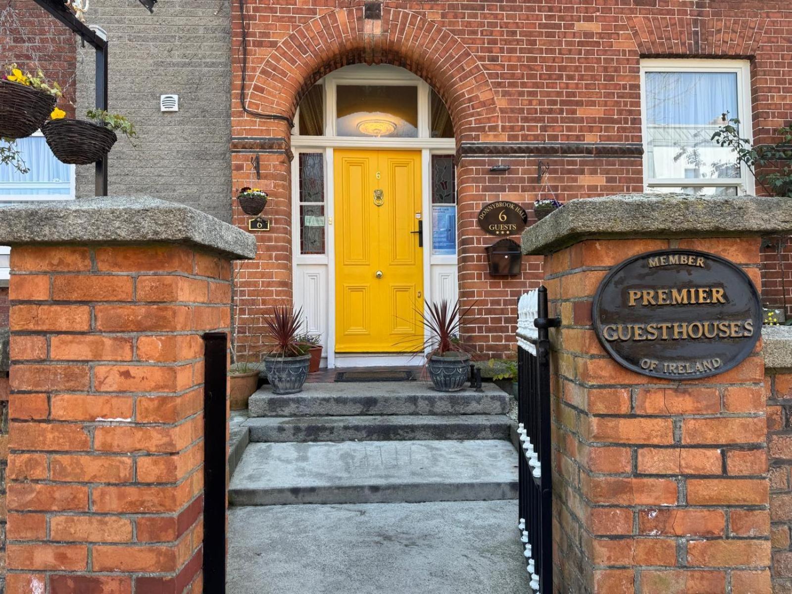 Donnybrook Hall — Fotos 1